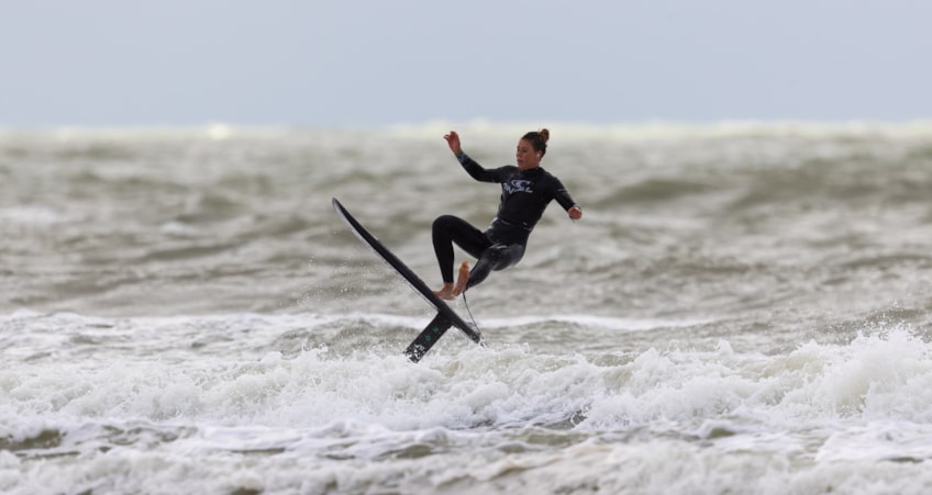Jalou-Langeree-drievoudig-wereldkampioen-kitesurfen---Credits-JP-van-Popta-