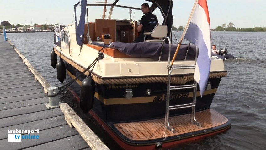 VAARPLEZIER Aanleggen aan steiger.jpg 2