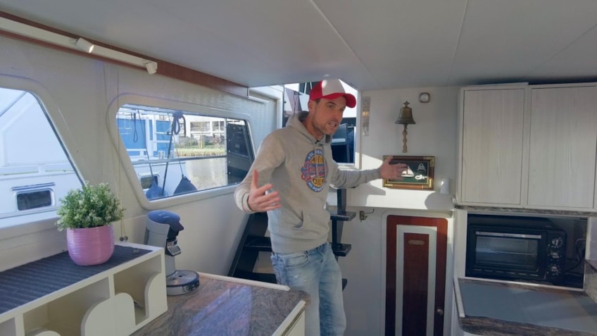 93C12C56-D175-421E-AB8A-3D0686DBEE03