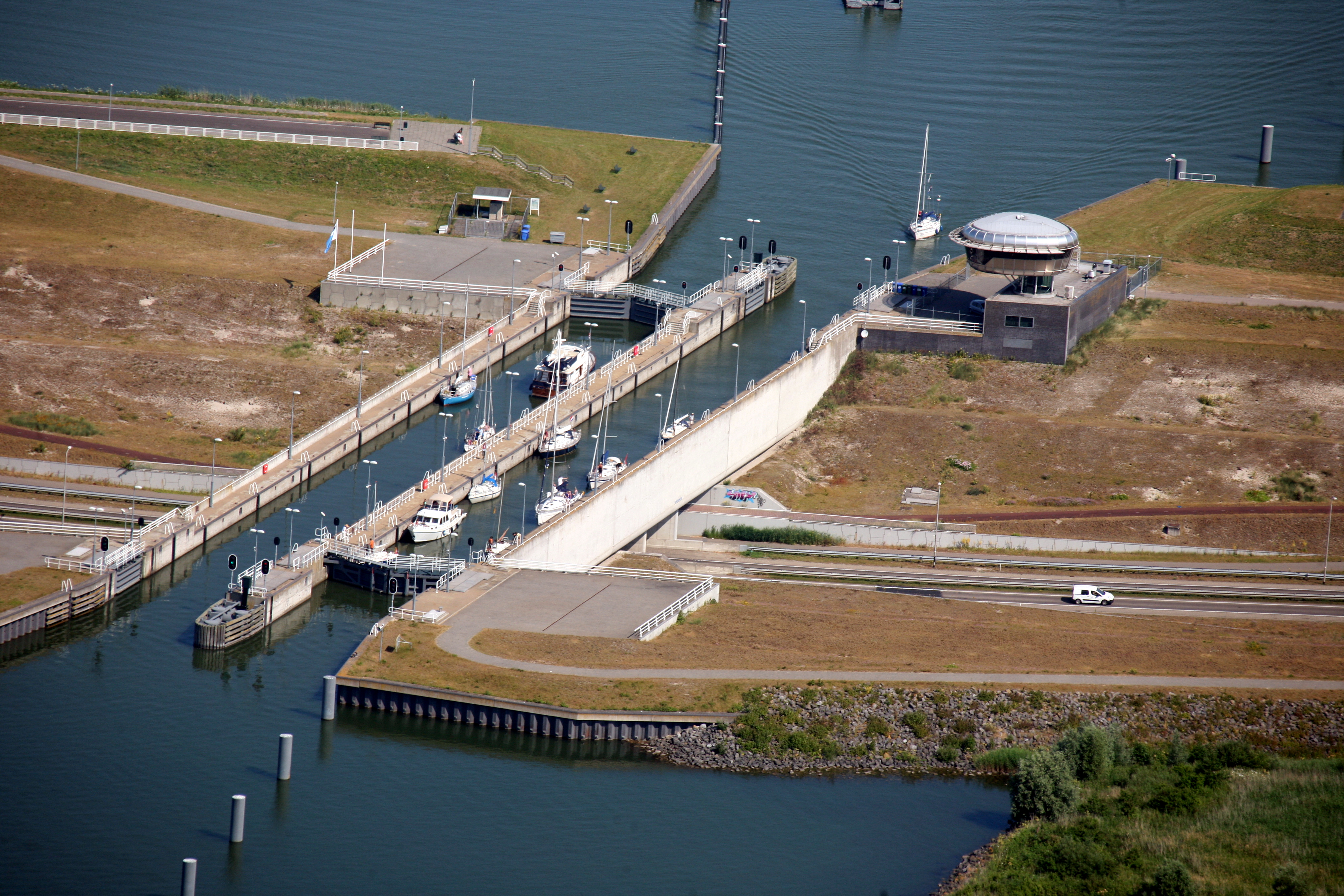 VERRUIMING VAN BEDIENTIJDEN BRUGGEN EN SLUIZEN