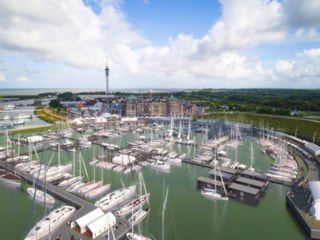 9C5A14B7-3A72-4701-A50B-7FE1941B7AEC