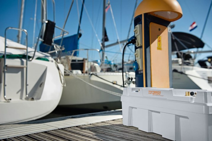 Torqeedo-Power-24-3500-lithium-hr-1030x685