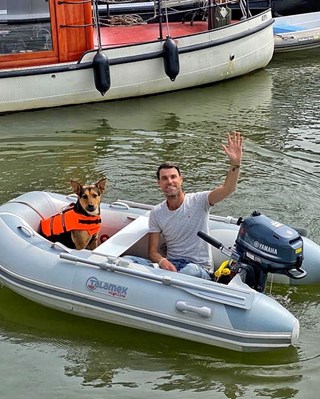 4FA59FC5-0815-4D80-80BD-B4FD57CE338B