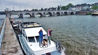 CF884668-7C96-4202-AD12-9A0BE9885D09