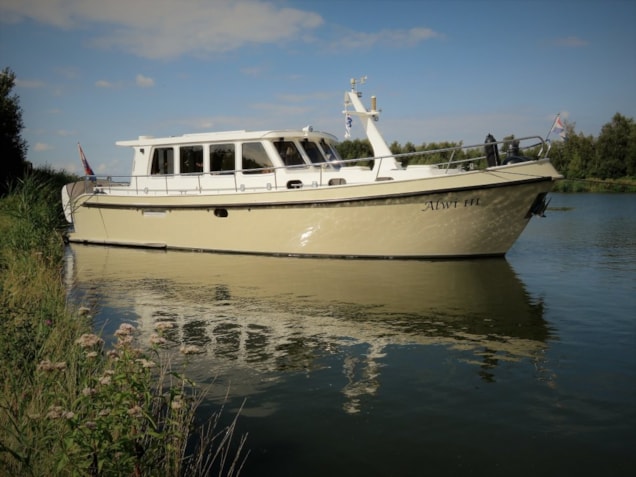 b302e0ad-e95d-4de8-9c23-c41c1c3f8320_750