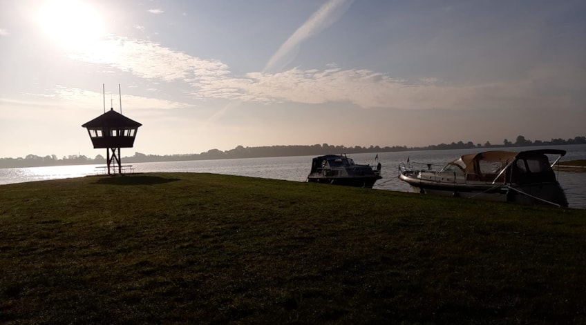 233221780_1948325098663656_2350952257794983887_n