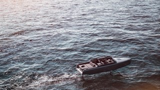 6979293E-18A2-4CD7-9000-8F11209A936B