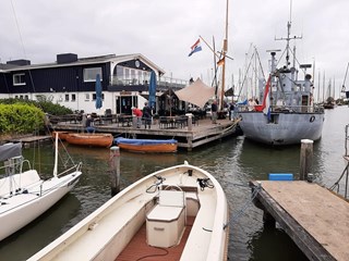 4BEE11CA-F301-448B-81FF-F5338AE95D90