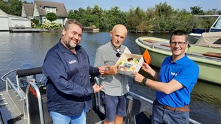 F035C79B-70DD-4729-AF72-5E24ACB82AEC