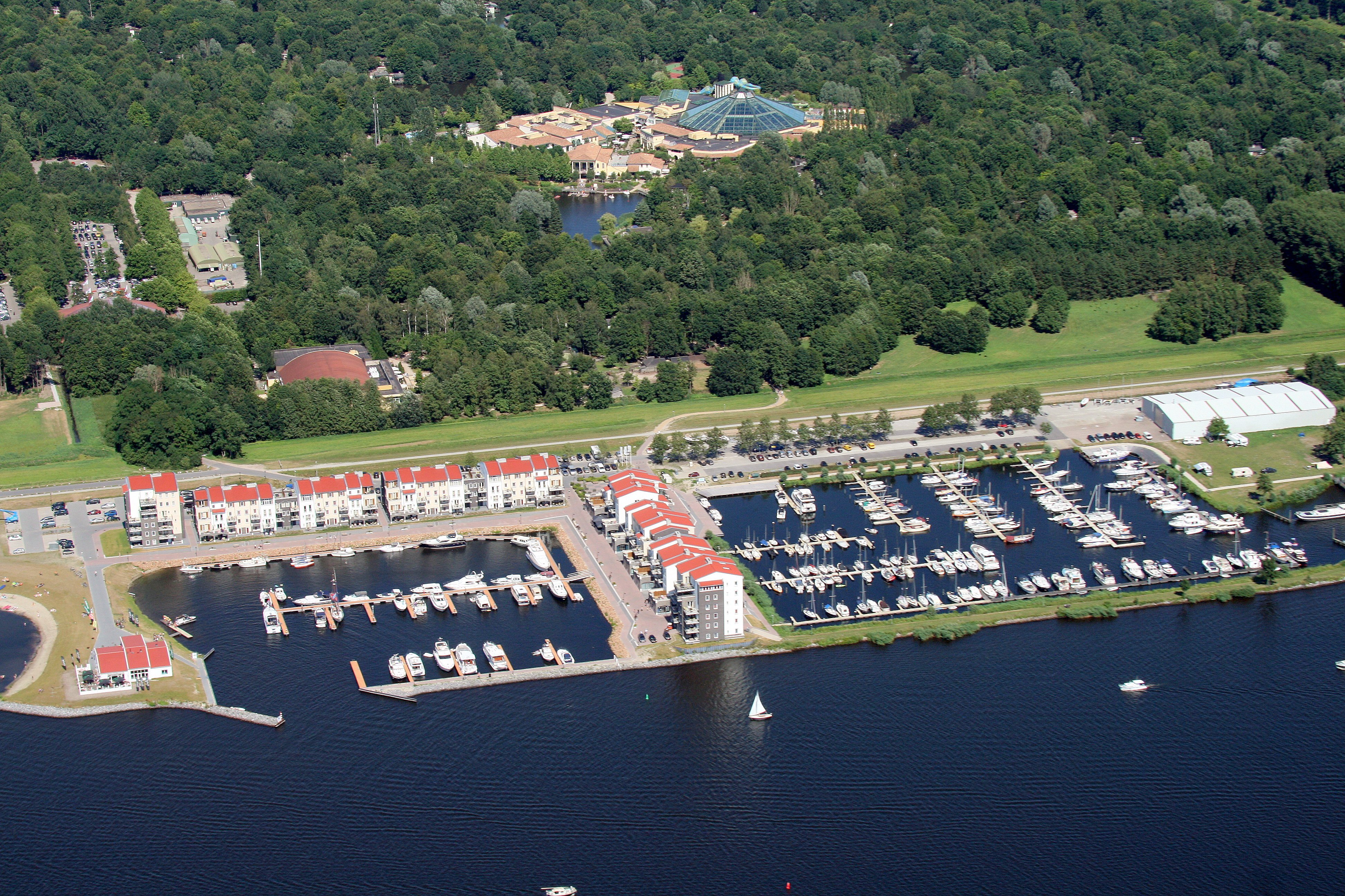 Zeewolde- jachthaven de Eemhof