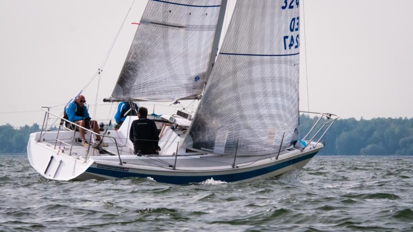 EFD8FC94-C860-445F-86FC-69BA575FECCC