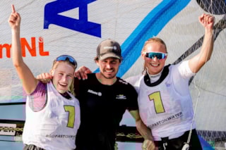 65EA3290-1B15-4BB1-8C7D-5B1EEF6077E3