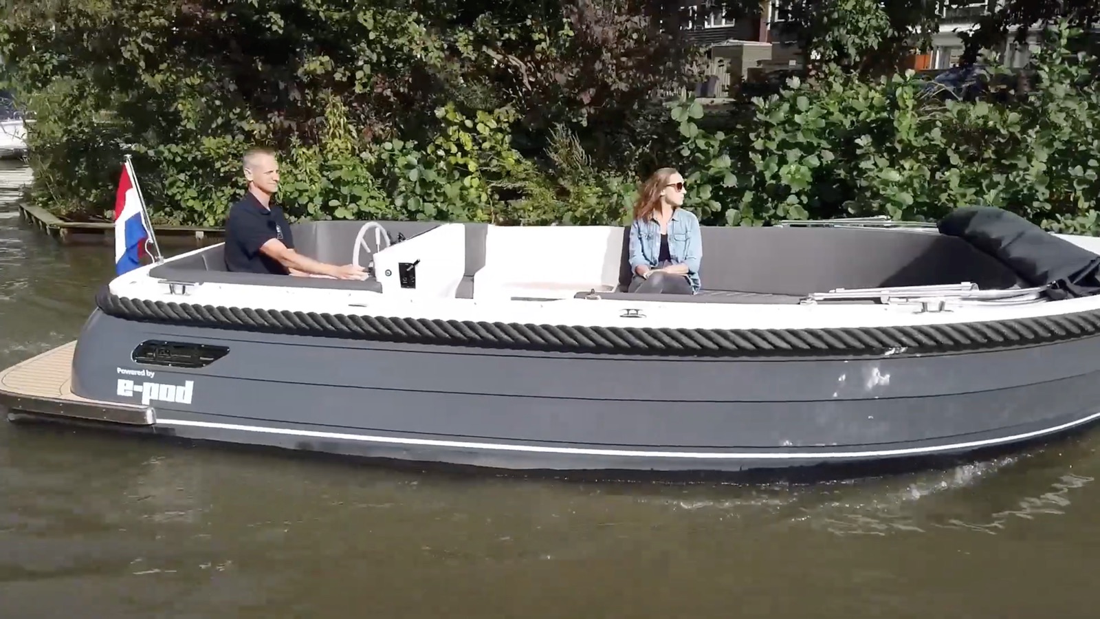 Zwammerdamsteiger in gebruik genomen