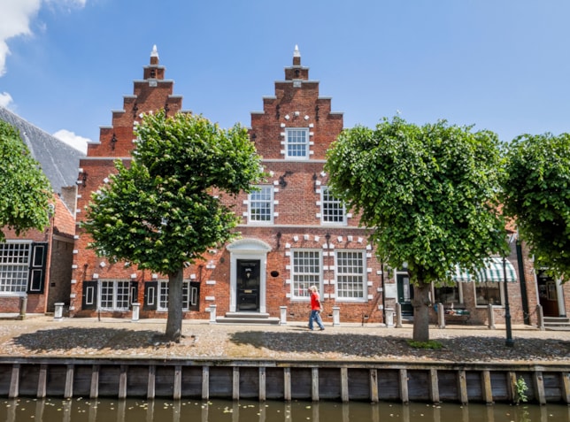 D4054876-CB58-4932-8C3D-BB6413736FD5