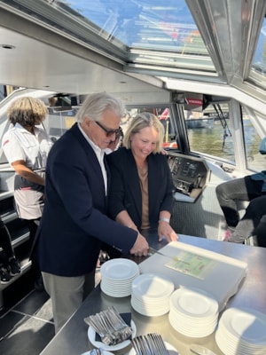 8EAD104F-DA73-4954-90D2-29CDEC6D3954