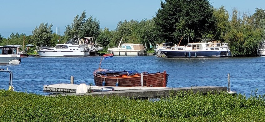 73DAD147-FB7D-41D0-822C-47B51179EC83