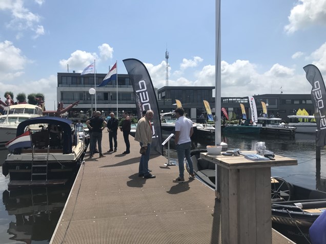 C5B9041E-5767-40AA-9758-39A622E99F04