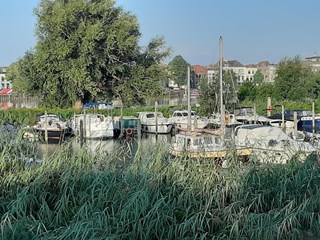 5866D072-EA32-4C5B-92BE-C797347B4962