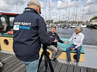 8CDB64A3-4B06-4EBC-AB45-BF67D5D5CA40