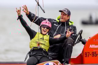 B0ACE1A8-AF2E-46C8-9C29-AB287F6AA2A8_4_5005_c