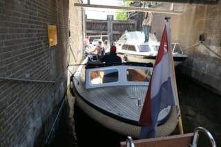 A2B87A34-E3BA-478E-A4A2-D71830F90781