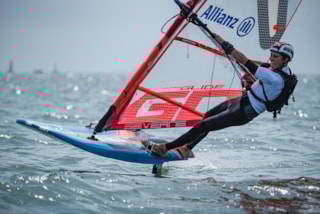 99296FF2-DC60-43C9-A5A0-D23F4E04CB80