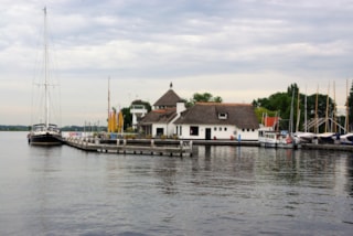 B4C10BF9-12F8-4A19-9CD9-D047972BE013