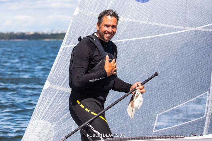 AC61FDE5-E8E5-4169-87B8-CAC5665C3B4C