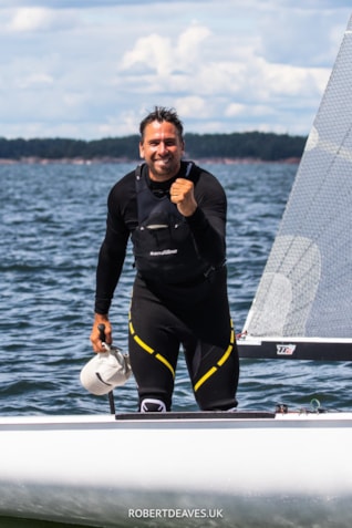 CB41444B-CC0F-40F6-A641-EC376B3FB5FB