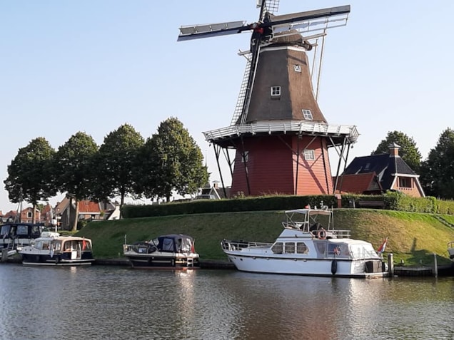 D3CE5DBE-E4D6-4A9D-82FF-A9B9799B0ED8