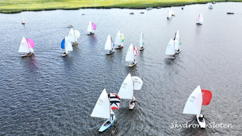 4D80D423-CA77-418B-93BD-B6E7C10F8B8B