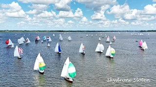 F0481B25-614D-4C91-9C99-205511656705