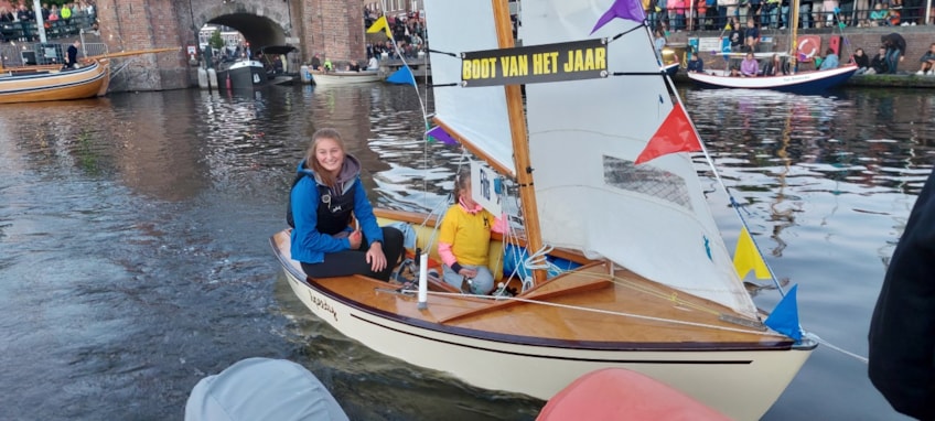 4C247A8F-E2E4-485F-A44F-6F53CD85A3B4