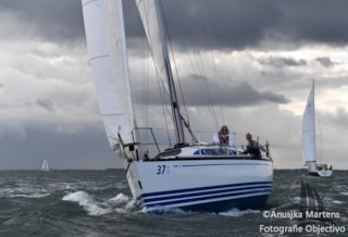 E934D899-9B0A-49B1-9451-5CC7BA1C5E67