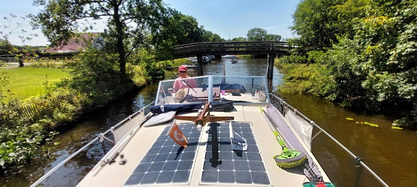 D5CF8C42-A5DC-4D28-8FD3-7041345E5D76