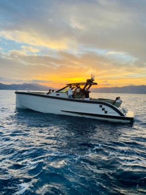 FA63727C-2CCC-4E83-8FB5-0D9484474A58