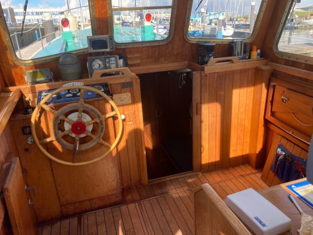 F65E6806-272D-4A0C-8E19-B3822BFD3743