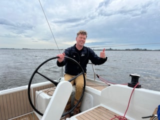 8CA4FB3B-56DA-49AD-AF5C-6116C596C338