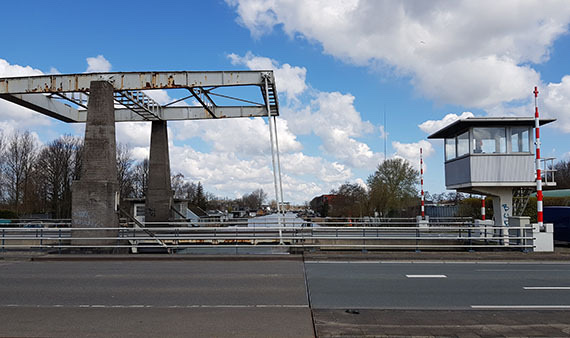 Brug Krommenie buiten werking wegens defect