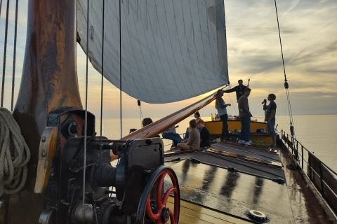 1CF30104-B21D-4C0E-953F-D938608517BC_4_5005_c