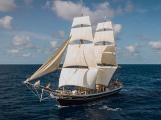 5CAB7D63-F23F-403F-9425-21E49892051F