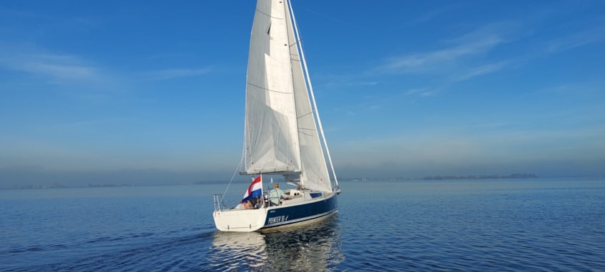 0655DBB9-B41B-4C60-8B19-D426F3BC8DA0