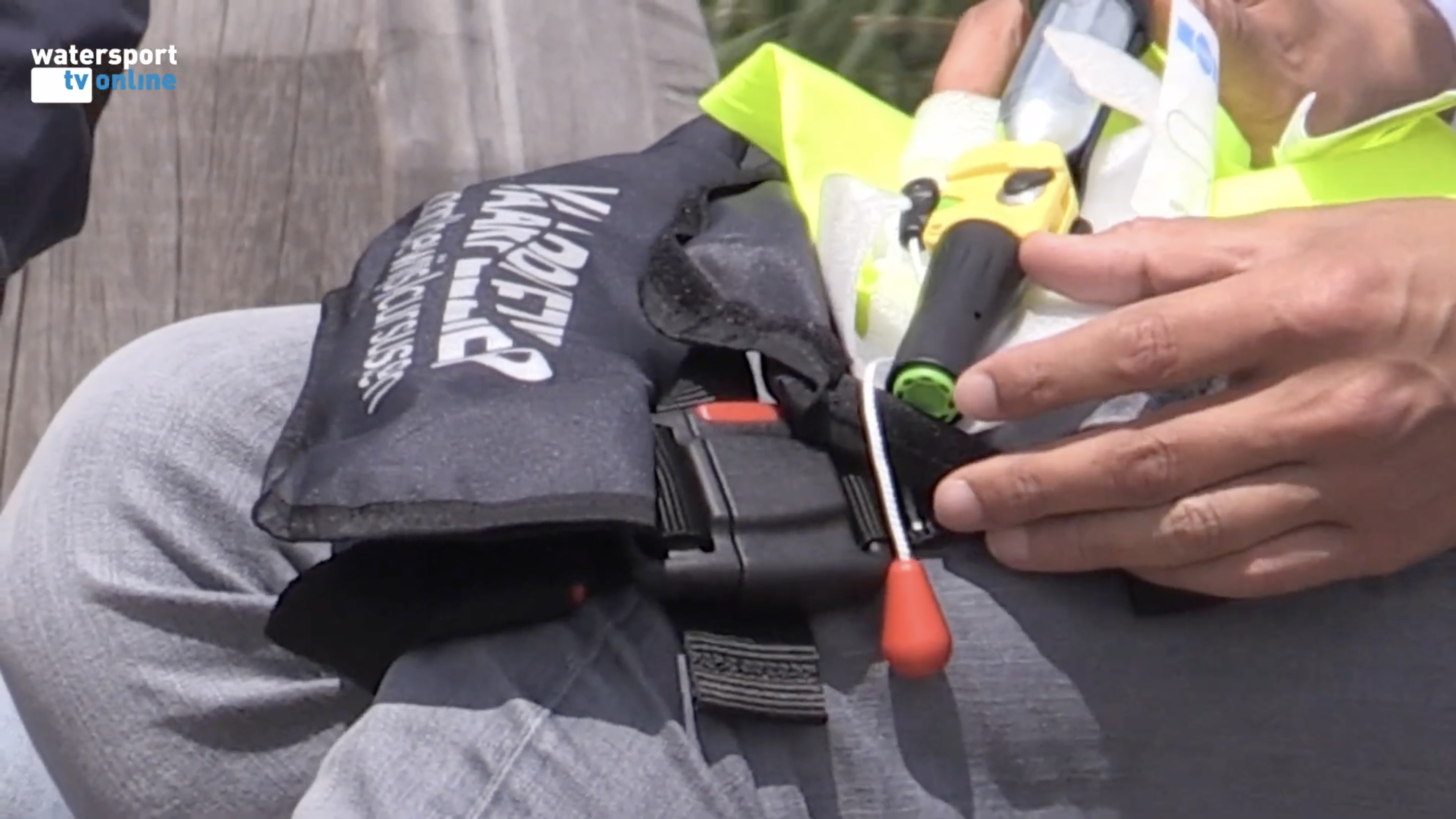 Hoe check je een reddingsvest?