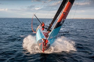 d687033b-9579-c518-cd43-ee40d0f7e5f5