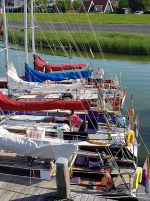 B9C38150-6D42-49EB-8B75-02CBD522C6D2