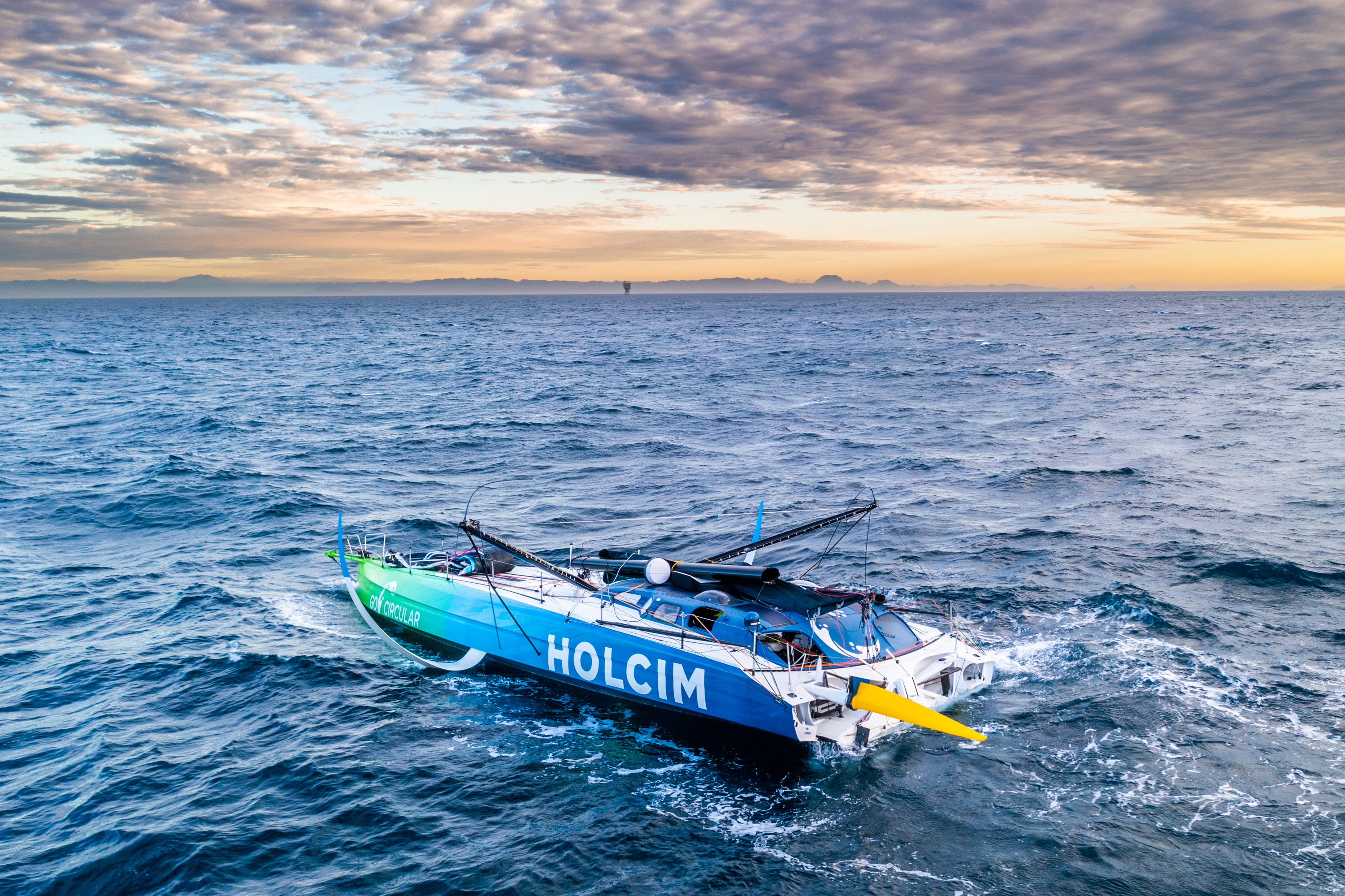 Team Holcim-PRB verliest mast (+ video)