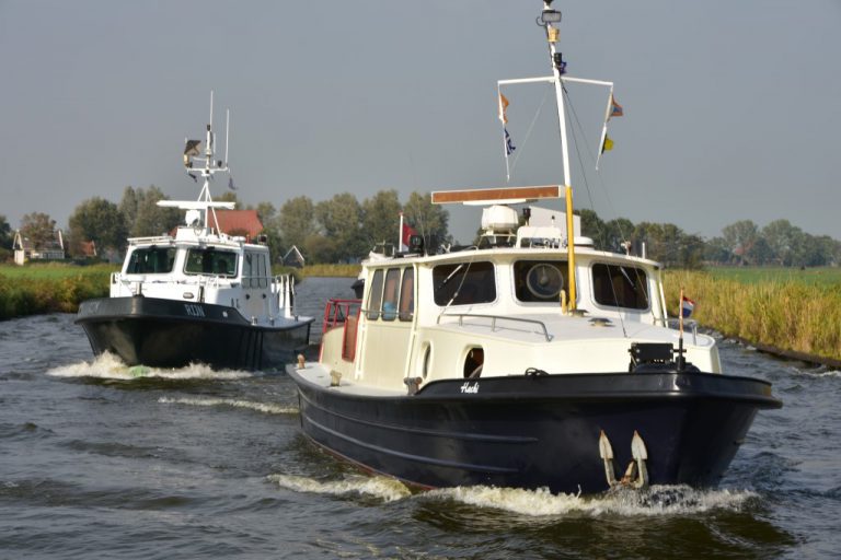 Schottelboten meren af in Eemhaven Amersfoort