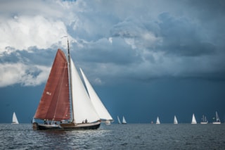 9538f8b0-34d3-3e93-b5fa-48fd902548a4