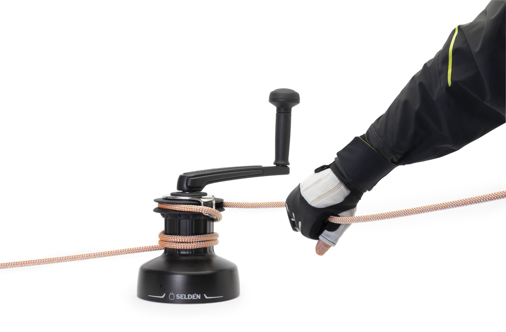 Seldén Mast lanceert nieuwe self-tailing en elektrische lieren