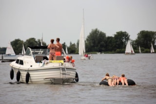 36825300_10155815706408031_6900394599211073536_n